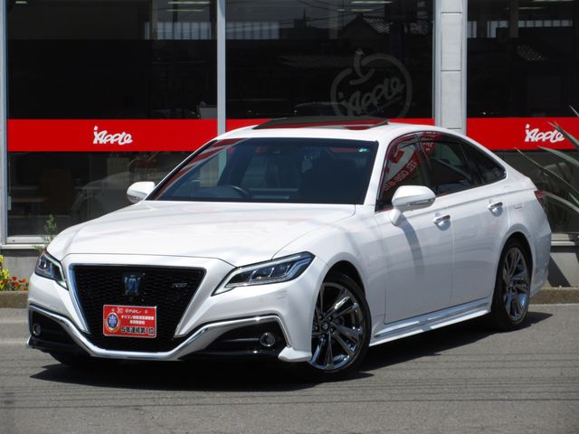 TOYOTA / CROWN sedan hybrid