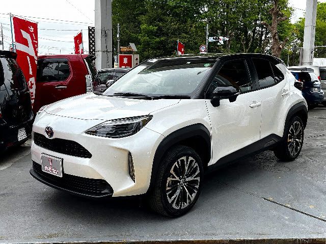 TOYOTA / YARIS CROSS HYBRID