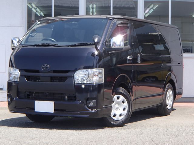 TOYOTA / HIACE van 2WD