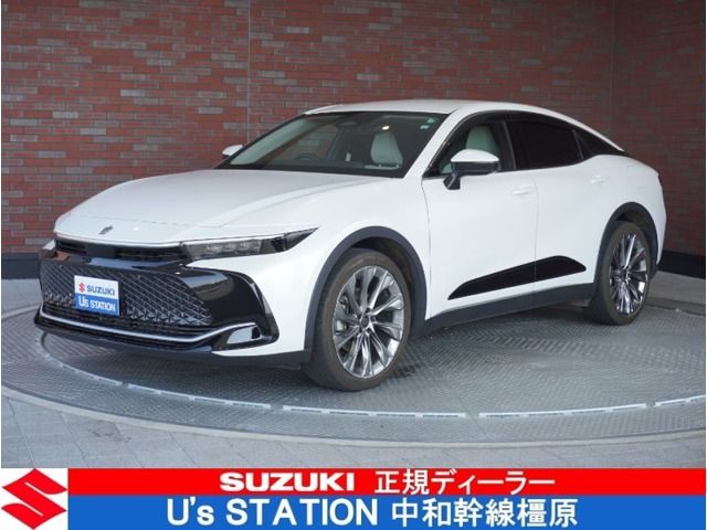 TOYOTA / CROWN CROSSOVER