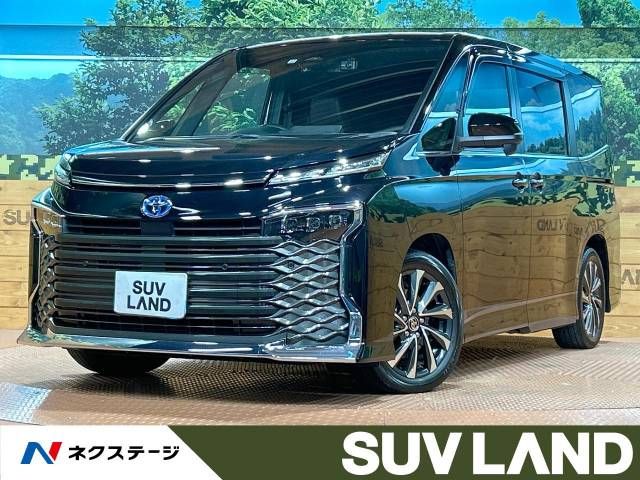 TOYOTA / VOXY HYBRID