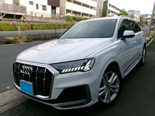 AUDI / AUDI  Q7