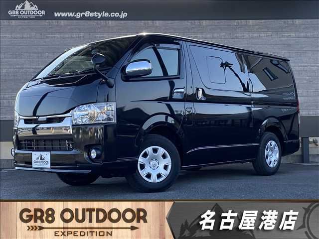 TOYOTA / HIACE van 4WD