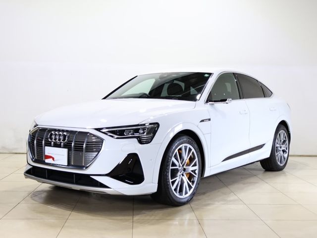 AUDI / AUDI e-tron SPORTBACK