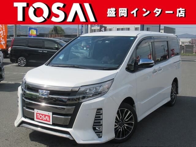 TOYOTA / NOAH HYBRID