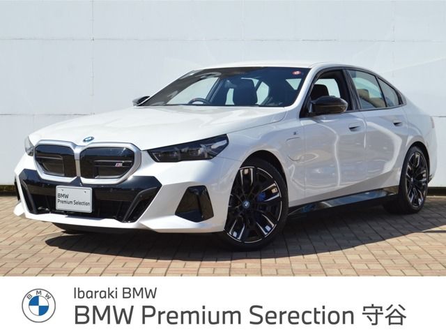 BMW / BMW i5