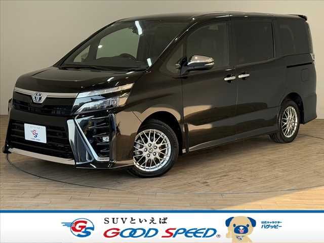 TOYOTA / VOXY HYBRID