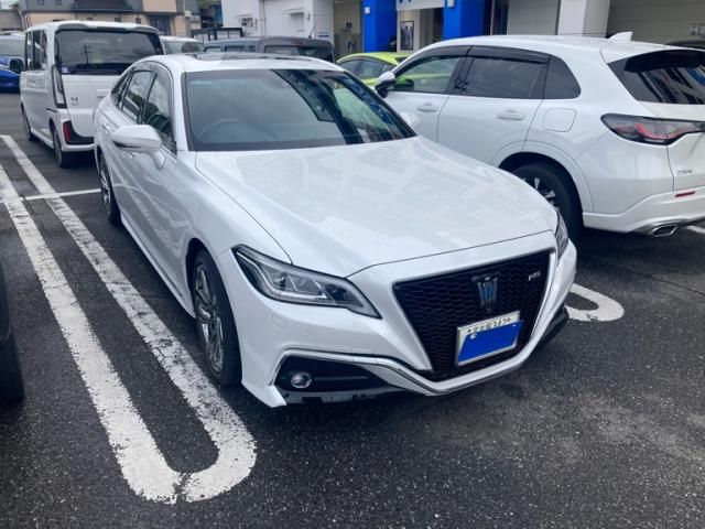 TOYOTA / CROWN sedan hybrid
