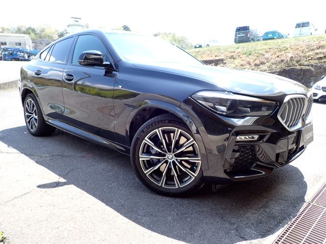 BMW / BMW X6