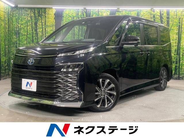 TOYOTA / VOXY HYBRID