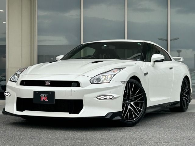 NISSAN / GT-R
