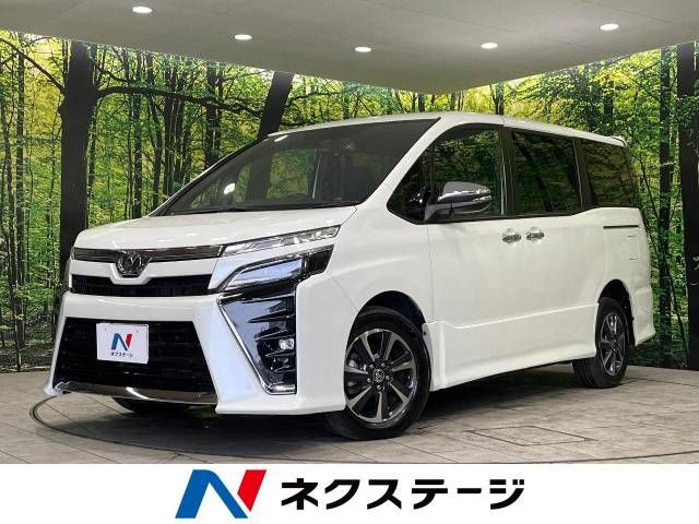 TOYOTA / VOXY 4WD