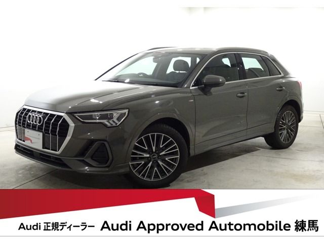 AUDI / AUDI Q3