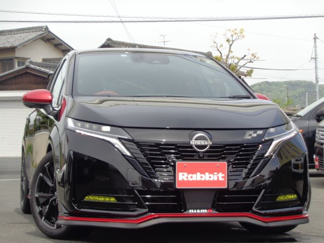 NISSAN / AURA