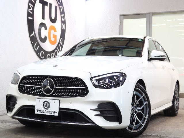 MERCEDES BENZ / MERCEDES BENZ E class sedan