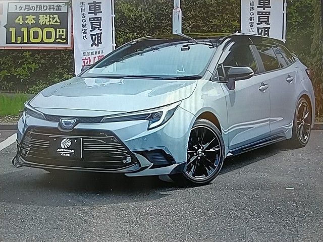 TOYOTA / COROLLA TOURING HYBRID 4WD