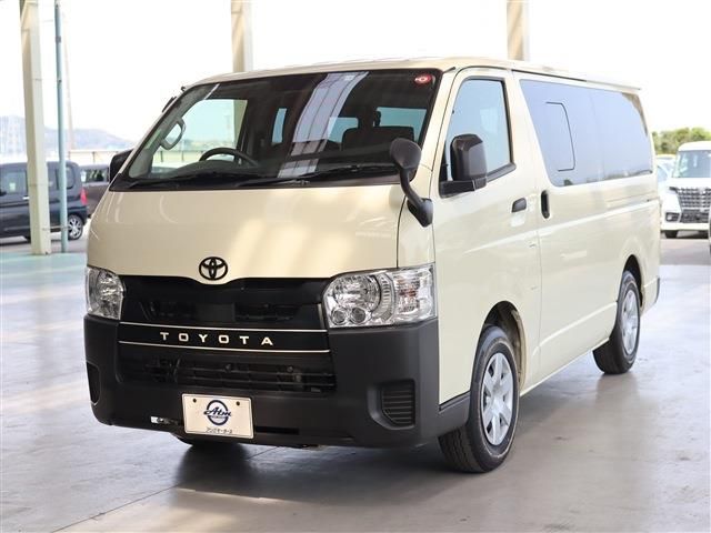TOYOTA / HIACE van 2WD