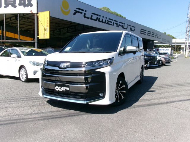 TOYOTA / NOAH