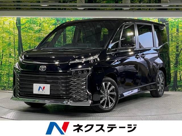 TOYOTA / VOXY