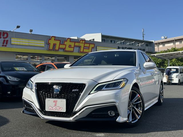 TOYOTA / CROWN sedan hybrid