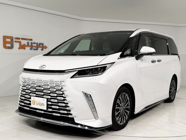 TOYOTA / ﾚｸｻｽ LM500h