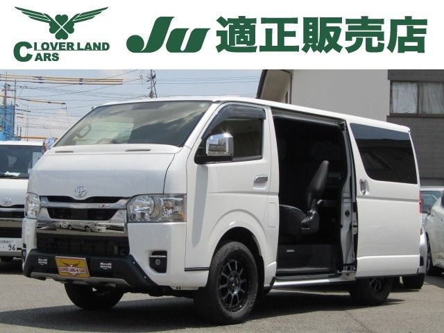 TOYOTA / HIACE van 4WD