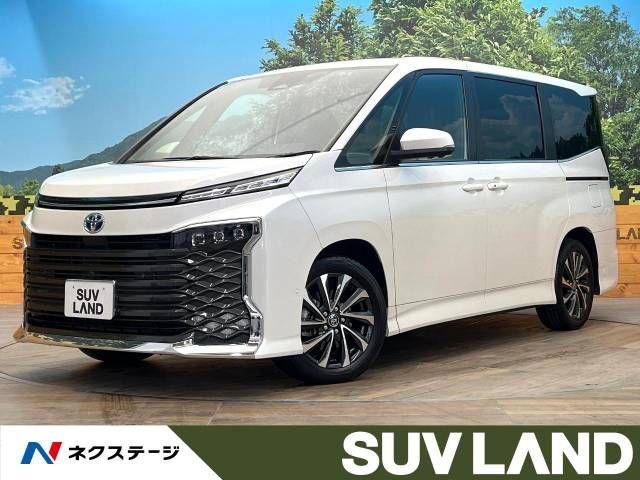 TOYOTA / VOXY HYBRID