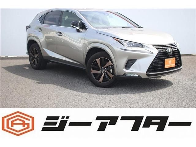 TOYOTA / LEXUS NX300