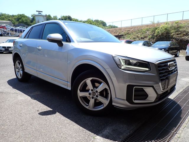 AUDI / AUDI Q2