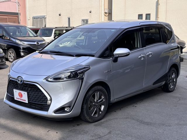 TOYOTA / SIENTA HYBRID