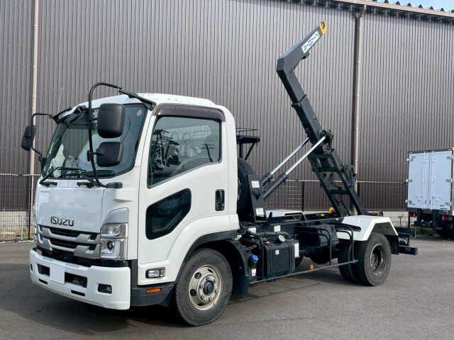 Isuzu / FORWARD