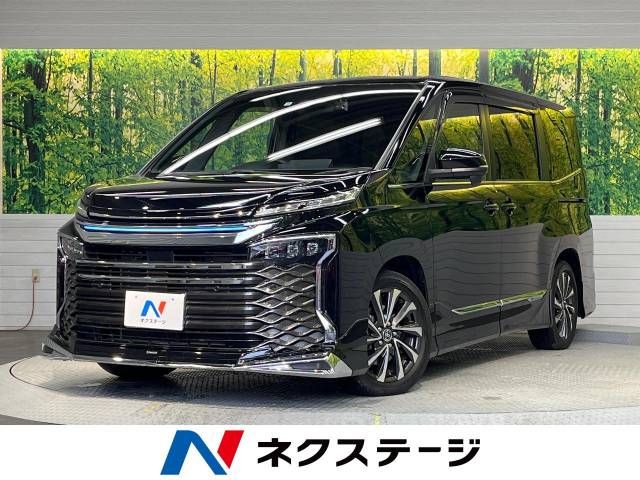 TOYOTA / VOXY HYBRID