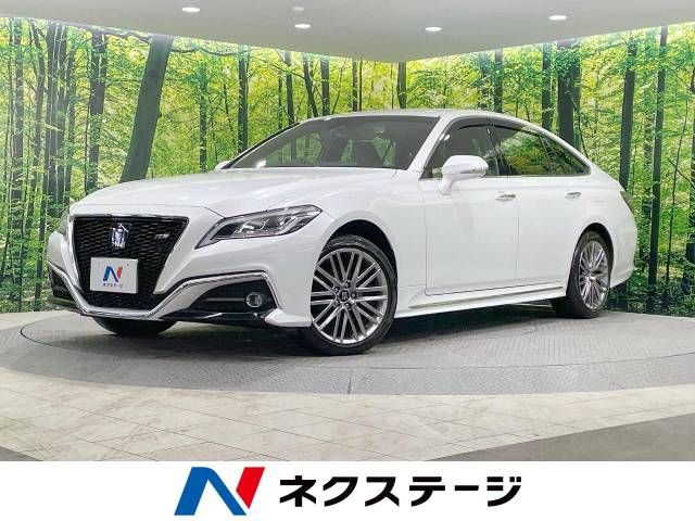 TOYOTA / CROWN sedan hybrid 4WD