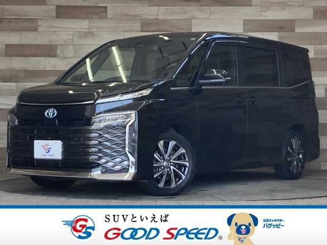 TOYOTA / VOXY HYBRID