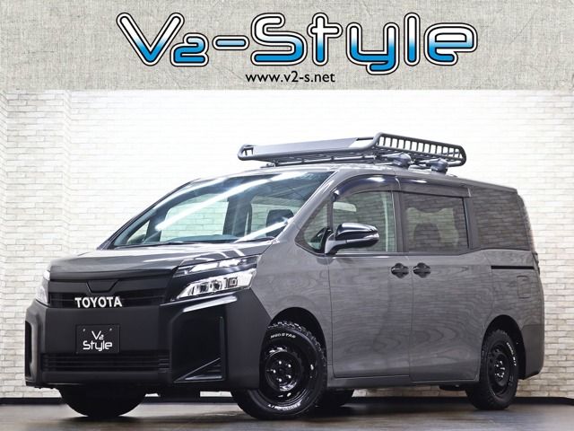 TOYOTA / VOXY