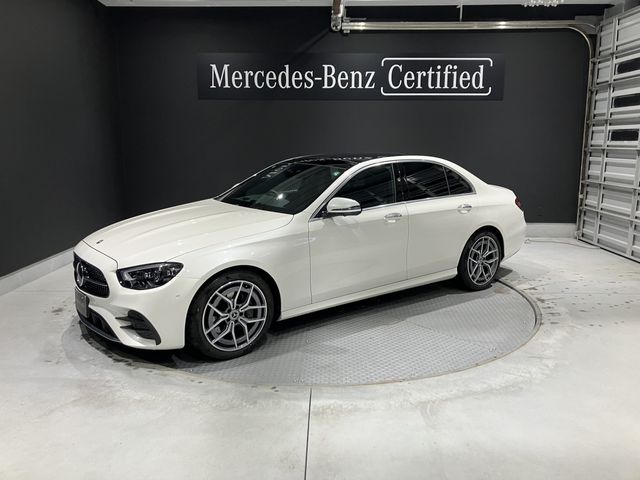MERCEDES BENZ / MERCEDES BENZ E class sedan