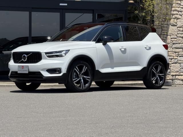 VOLVO / VOLVO XC40