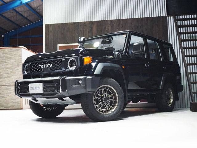 TOYOTA / LANDCRUISER 70