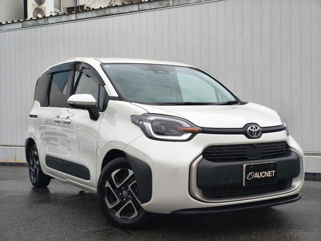 TOYOTA / SIENTA HYBRID