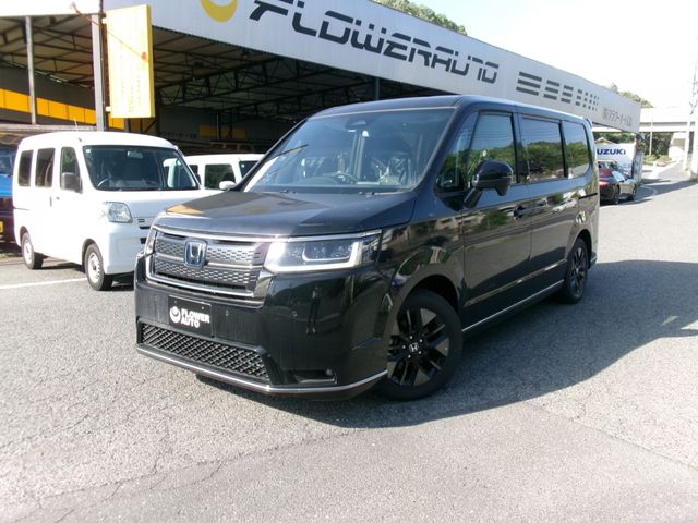 HONDA / STEPWAGON e:HEV SPADA