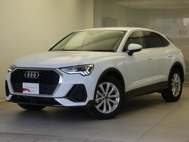 AUDI / AUDI Q3 SPORTBACK