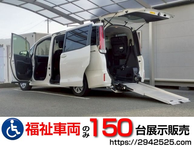 TOYOTA / NOAH