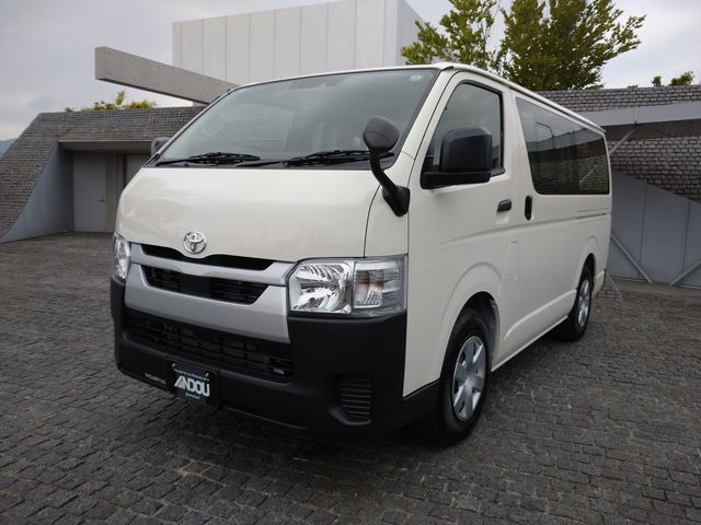TOYOTA / HIACE van 1.15t 2WD