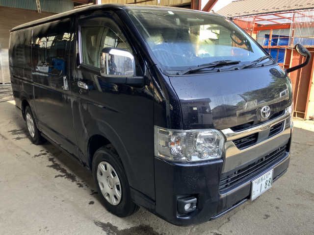 TOYOTA / HIACE van 4WD