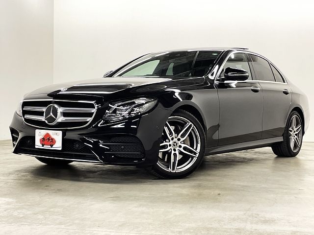 MERCEDES BENZ / MERCEDES BENZ E class sedan