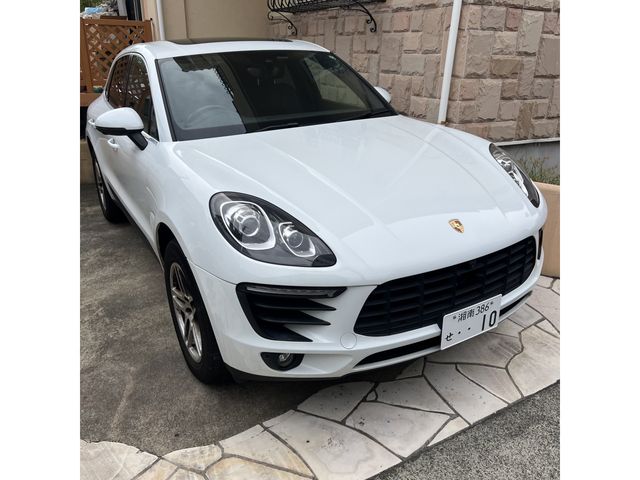 PORSCHE / PORSCHE Macan