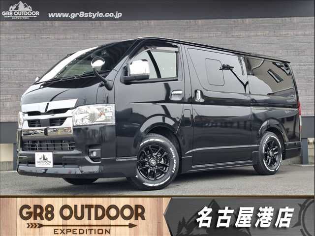 TOYOTA / HIACE van 4WD