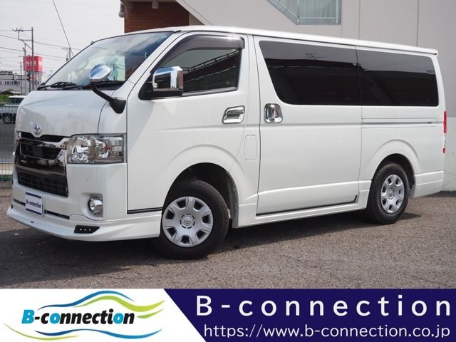 TOYOTA / HIACE van 4WD