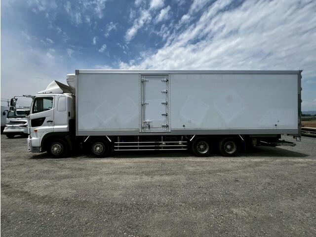 Hino / PROFIA