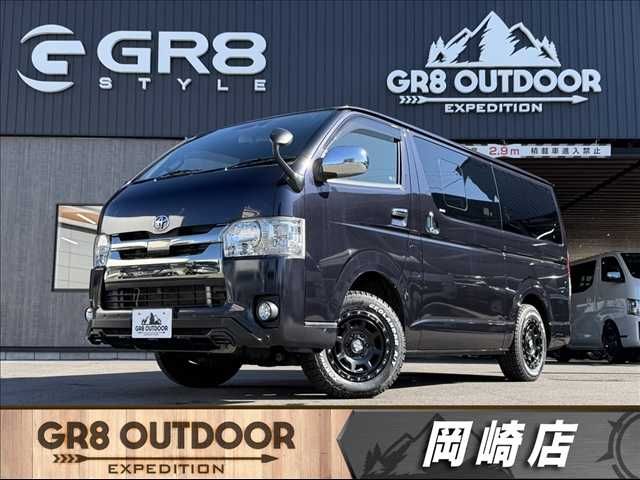 TOYOTA / HIACE van 4WD